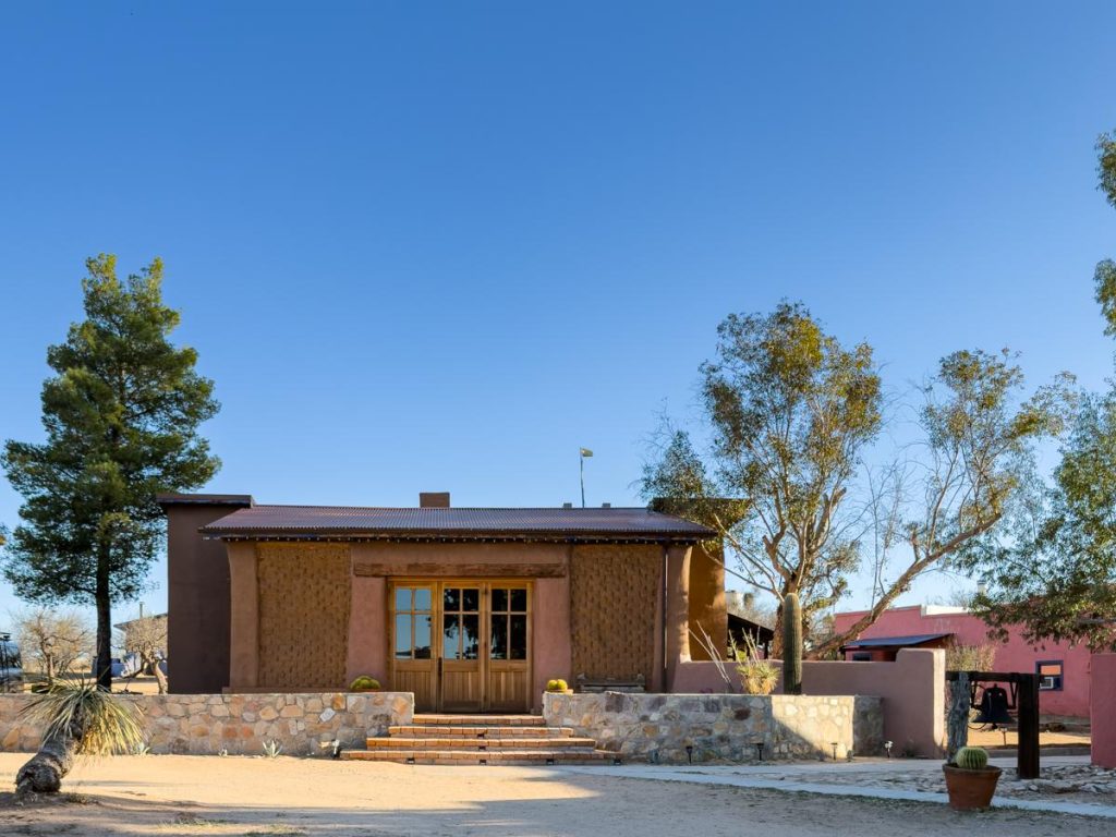 Osas Building Dude Ranch Adventures Await at Rancho de la Osa in Sasabe, Arizona ...